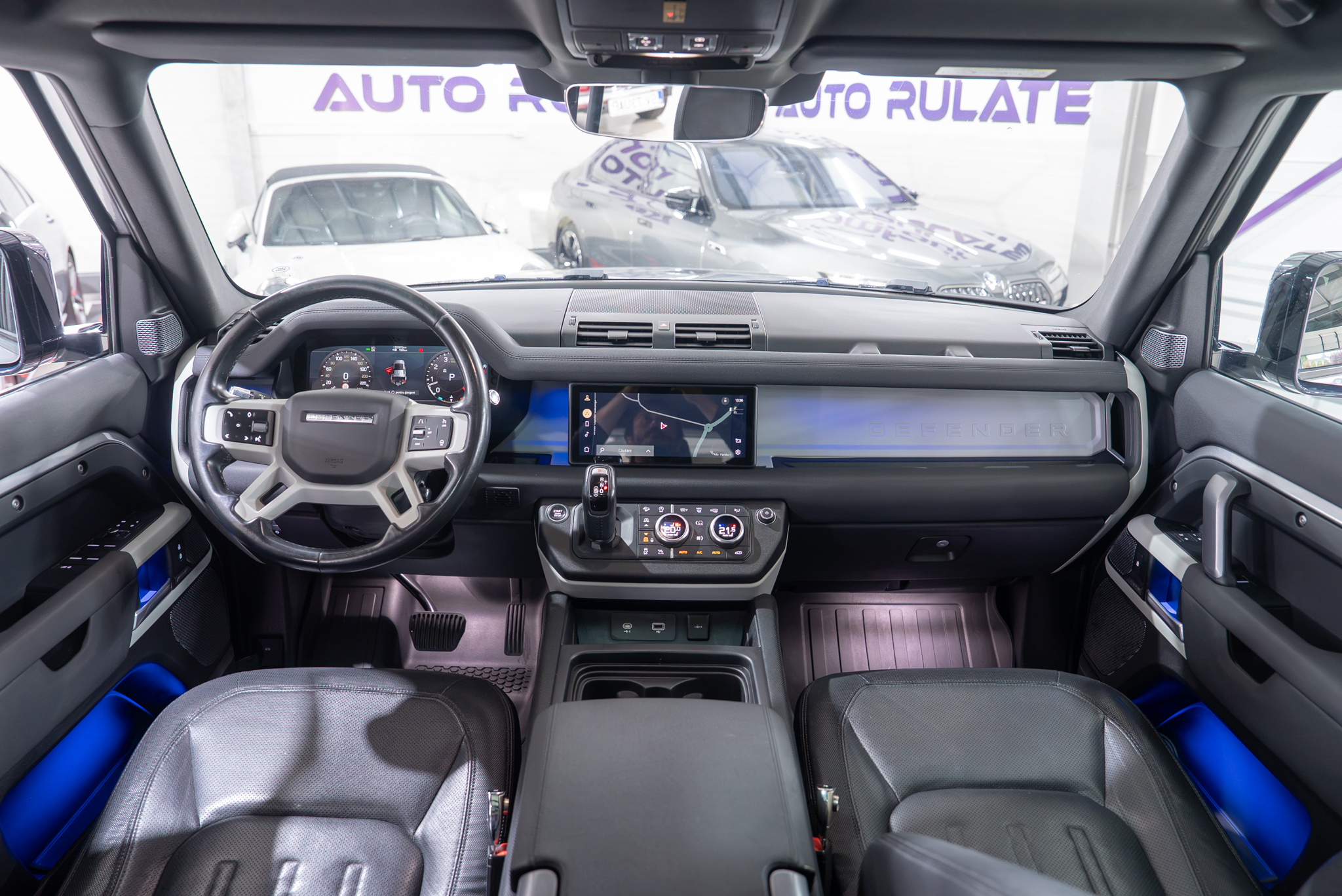 Land Rover Defender P400 Xdynamic
