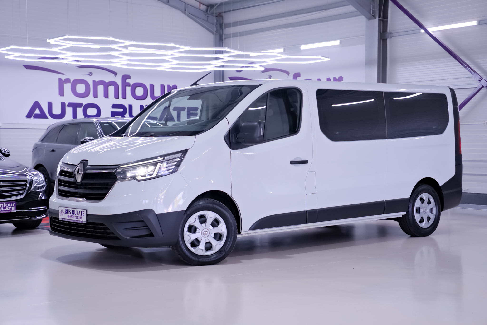 Renault Trafic 8+1 Locuri