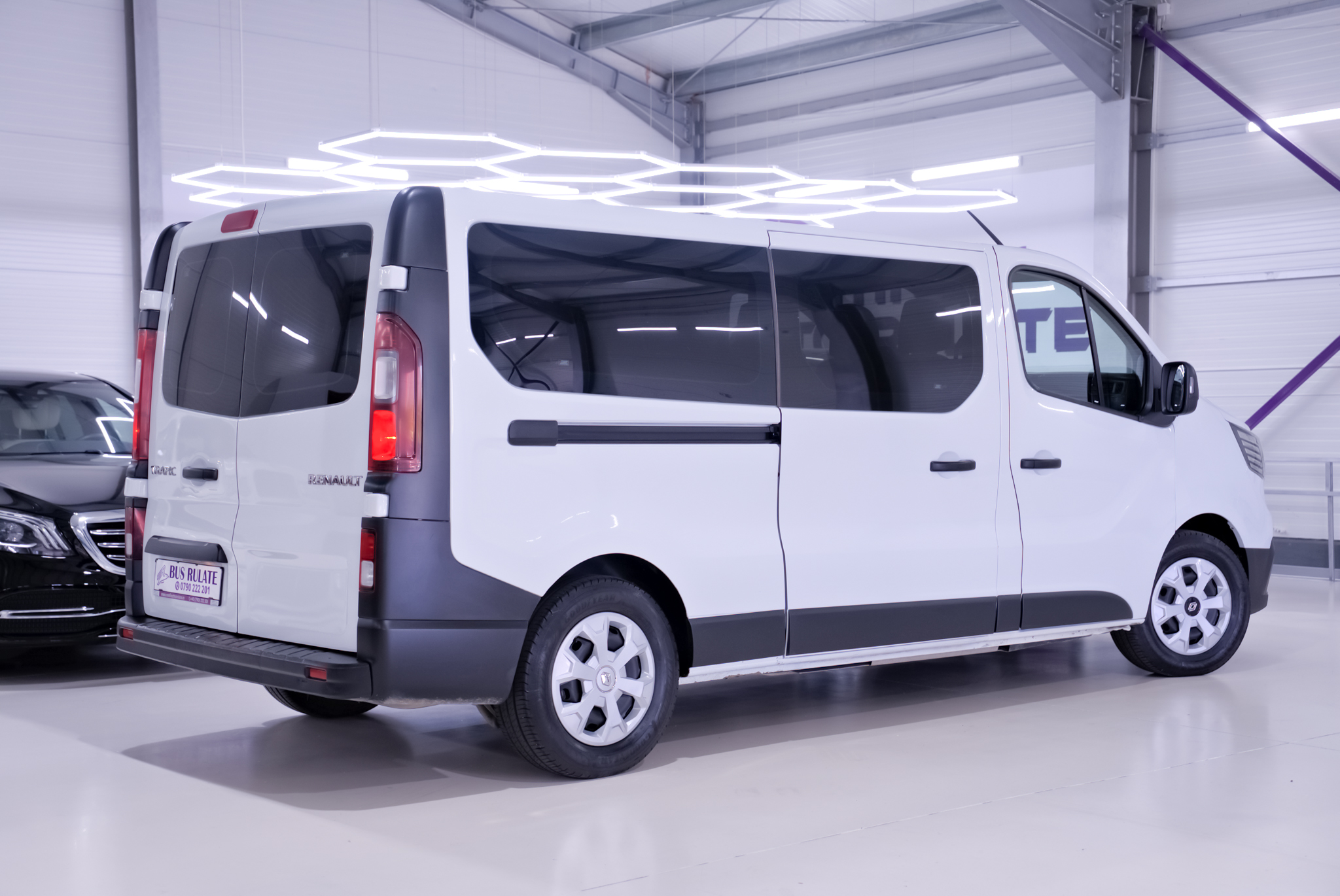 Renault Trafic 8+1 Locuri