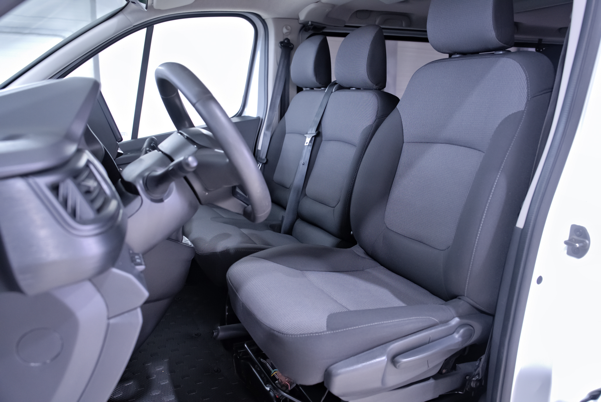 Renault Trafic 8+1 Locuri