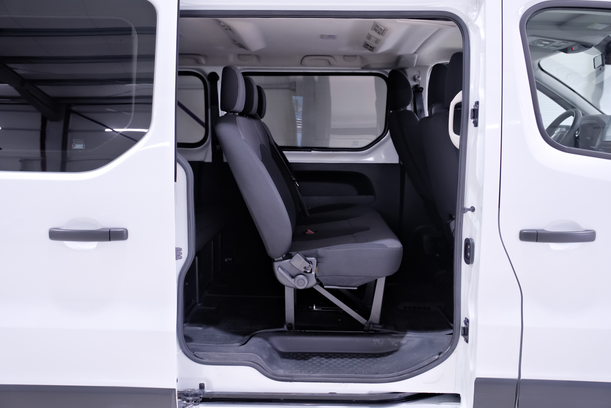 Renault Trafic 8+1 Locuri
